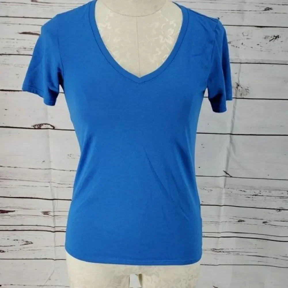 Nike dri fit blue small v neck tee shirt‎